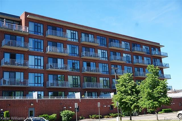 1st image of 101 Curry Ave Unit 412