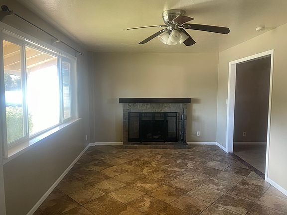3rd image of 2801 Quail Run Dr