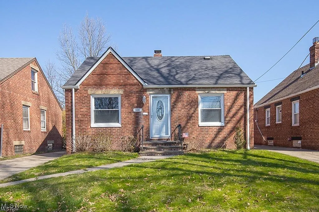 10806 Peony Ave photo 1