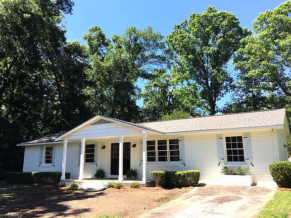 3rd image of 109 Trailwood Dr