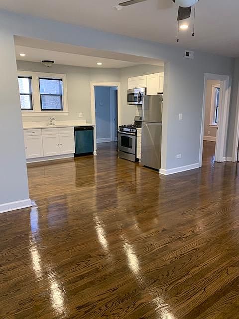 1st image of 3320 N Leclaire Ave #3