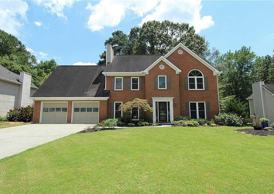 1st image of 2390 Westport Cir SW