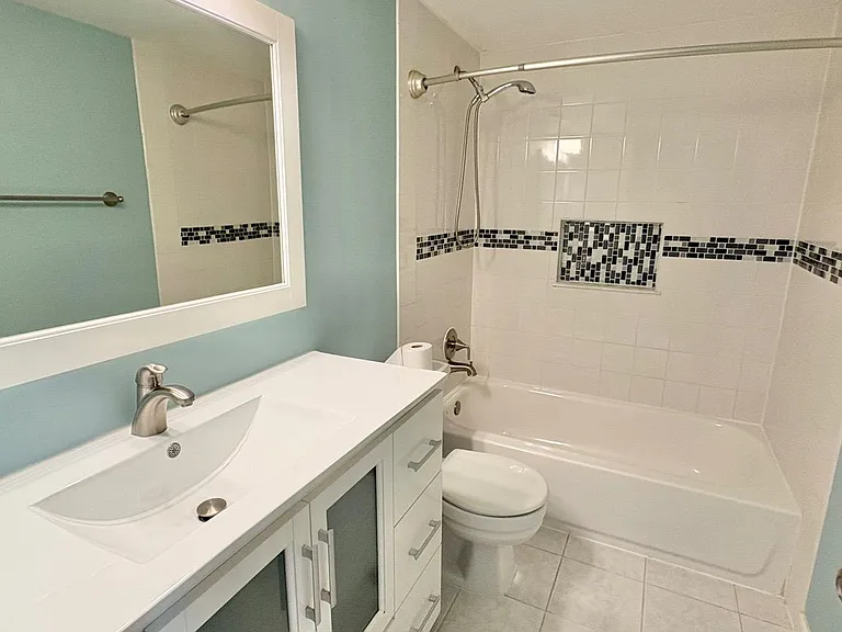 5111 Heritage Ln — Photo 41