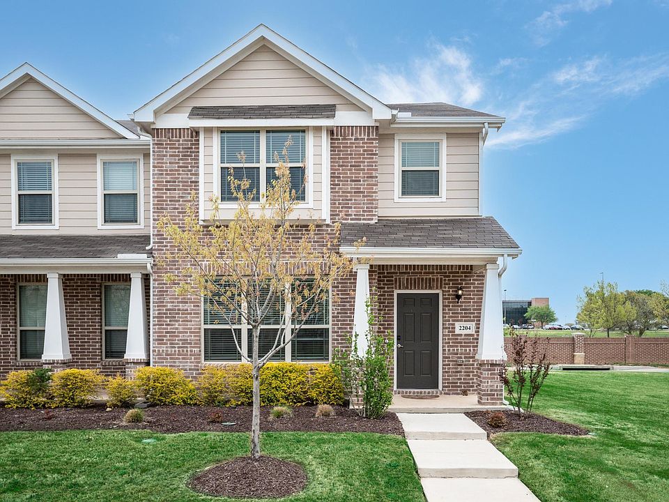 1st image of 2204 Greystone Dr