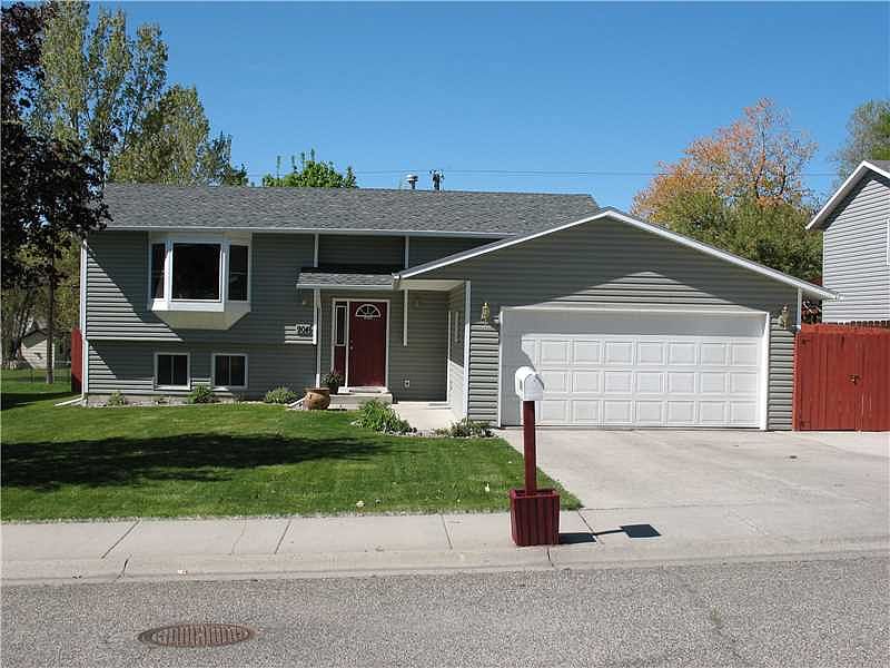 1st image of 904 N 18th St
