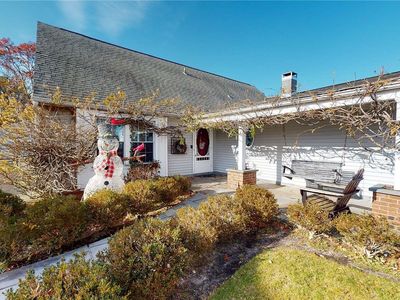 118 Spiral Road, Holtsville, NY, 11742
