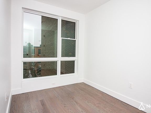 4th image of 254 E 28th St #2O