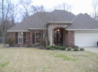 511 Oak Park Cir, Pearl, MS 39208