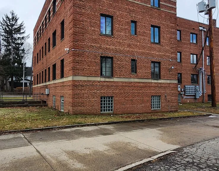 Noble Place — Photo 1