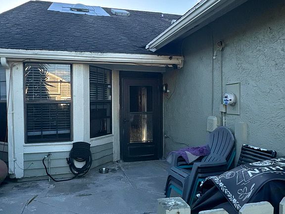 3rd image of 1550 SE Hatfield Ct