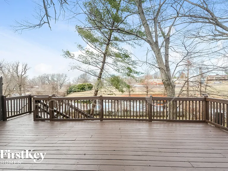5323 Ville Cecelia Ln — Photo 13