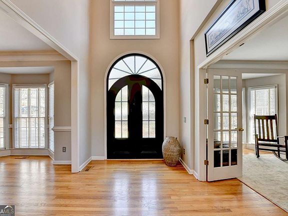 3rd image of 1250 Spring Oak Way