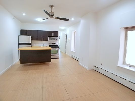 1st image of 542 Eastern Pkwy #2DD