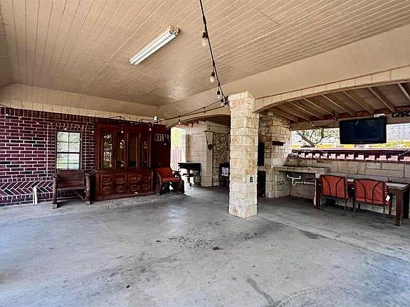 4th image of 3113 Pradera St