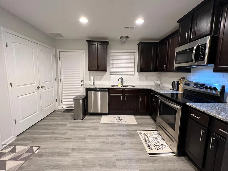 252 Spark St — Photo 2