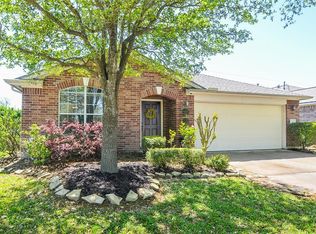 17311 Thicket Hollow Ln, Cypress, TX 77429