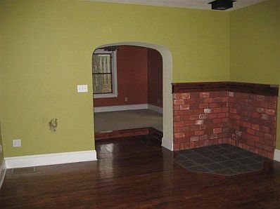 4th image of 410 N Franklin St
