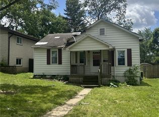 1424 Elmdale Dr, Dayton, OH 45409