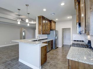 7530 Sable Creek Dr, Corpus Christi, TX 78414