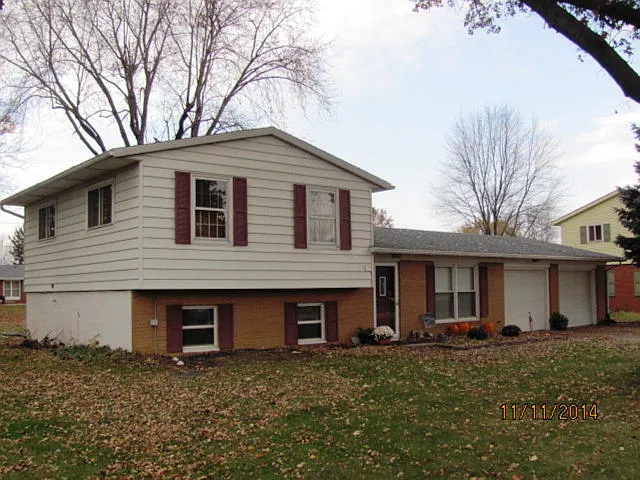 1523 Fairview Ave photo 1