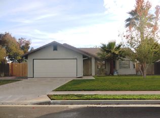 1413 San Simeon Dr, Lemoore, CA 93245