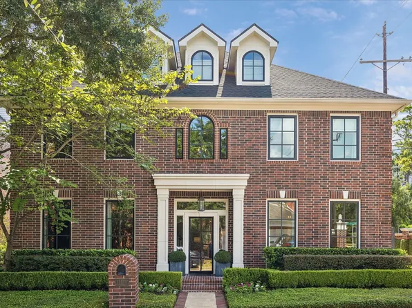 11802 Village Park Cir, Houston, TX 77024