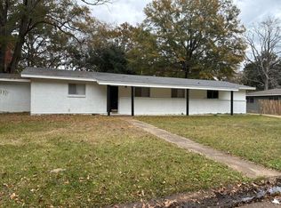 228 Melrose Dr, Jackson, MS 39211