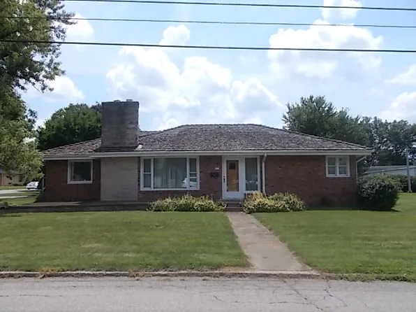 622 Railroad St, Covington, IN 47932