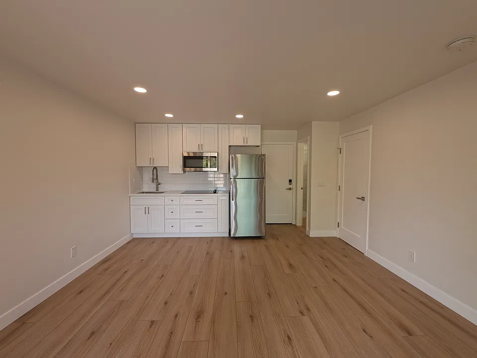1605 Havenwood Dr #2