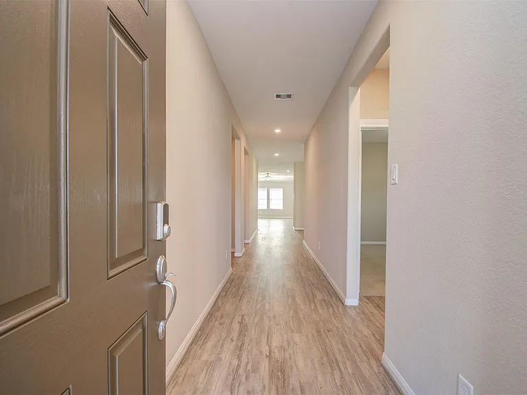 2212 Gadwall Ct — Photo 4