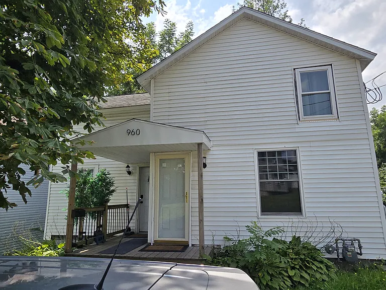 960 E Drinker St #1 — Photo 14