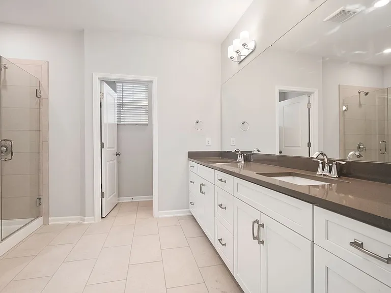 7702 Litcham Dr — Photo 17