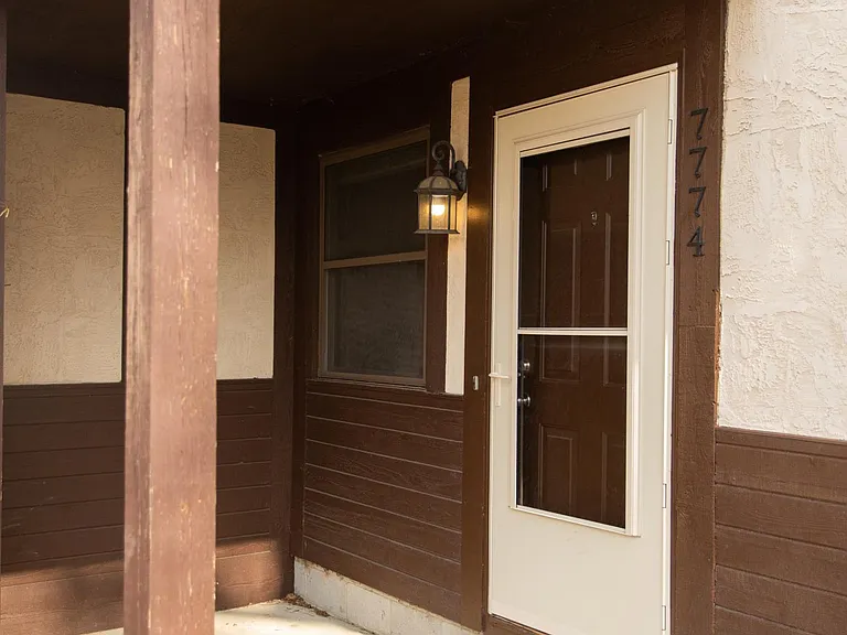 7774 Worthington Galena Rd — Photo 3