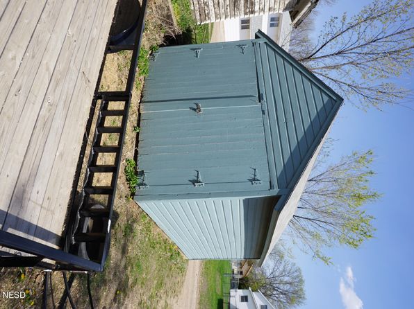 308 2nd St SE, Watertown, SD 57201
