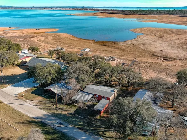 804 Cozy Lane, Tow, TX 78672