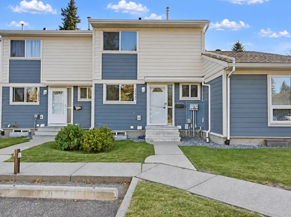 17041 100th St NW, Edmonton, AB T5X 4R8