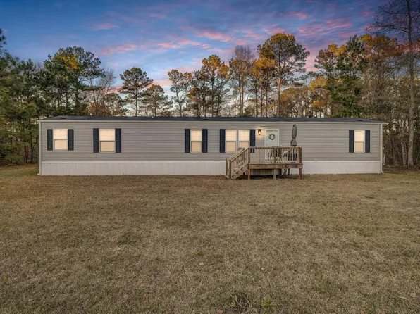 2717 Southfork Rd., Green Sea, SC 29545