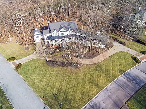 3rd image of 5118 Canterbury Dr