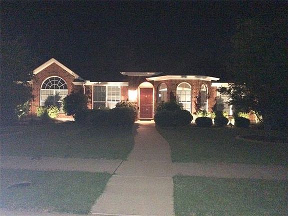 3rd image of 3782 Palace Pl