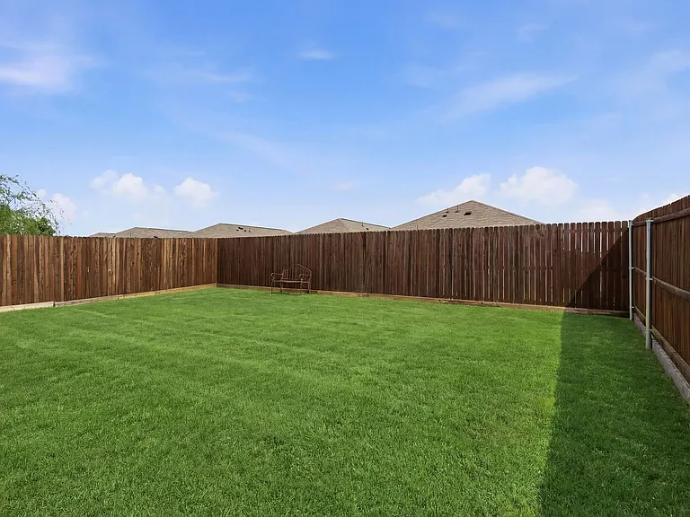 5969 Sumlin Way — Photo 16
