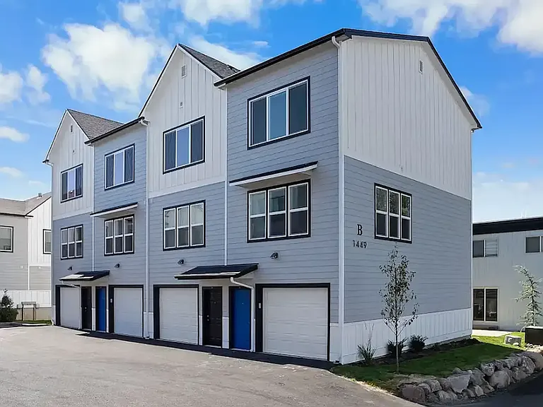 Riverstone Townhomes — Photo 27