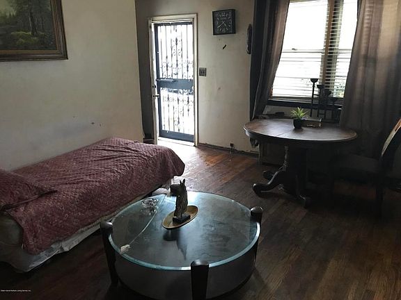 3rd image of 53 Park Hill Ct