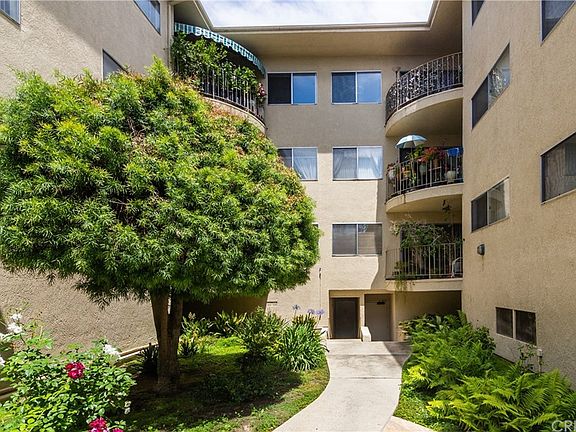 4th image of 5400 Lindley Ave Unit 312A