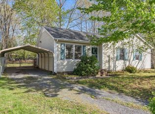 17 Carson Cir, Stuarts Draft, VA 24477