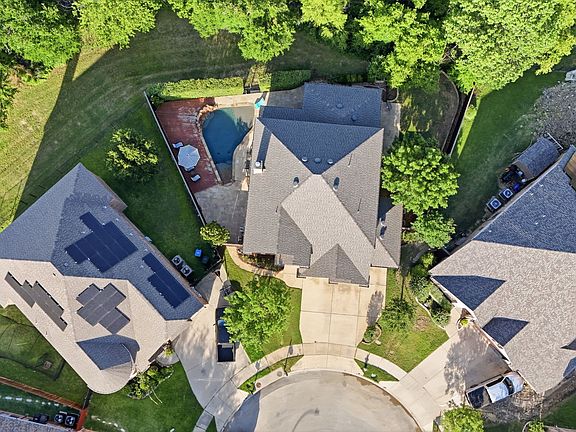 3rd image of 4541 Seventeen Lakes Ct