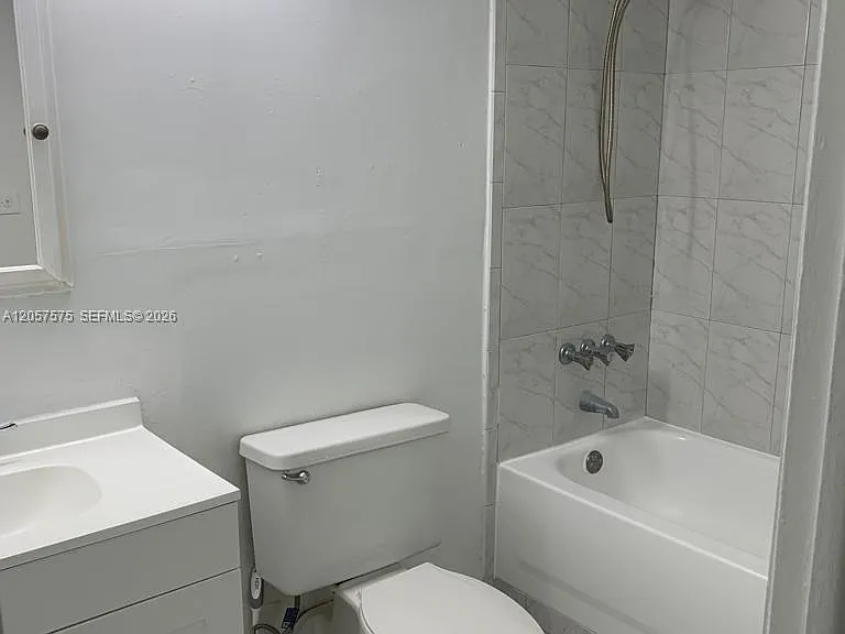 14221 N Kendall Dr #110C — Photo 14