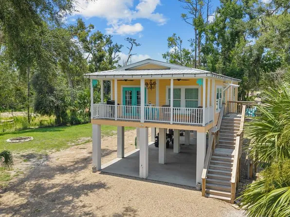 207 SE Granger Rd, Steinhatchee, FL 32359