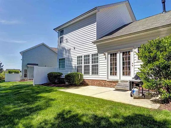 3rd image of 147 Hilda Grace Ln