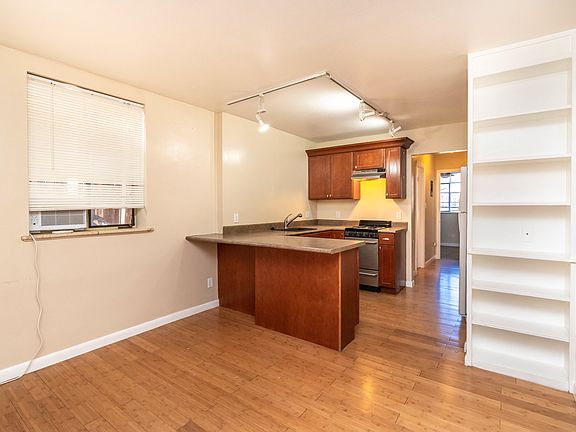 4th image of 785 Clermont St APT 4
