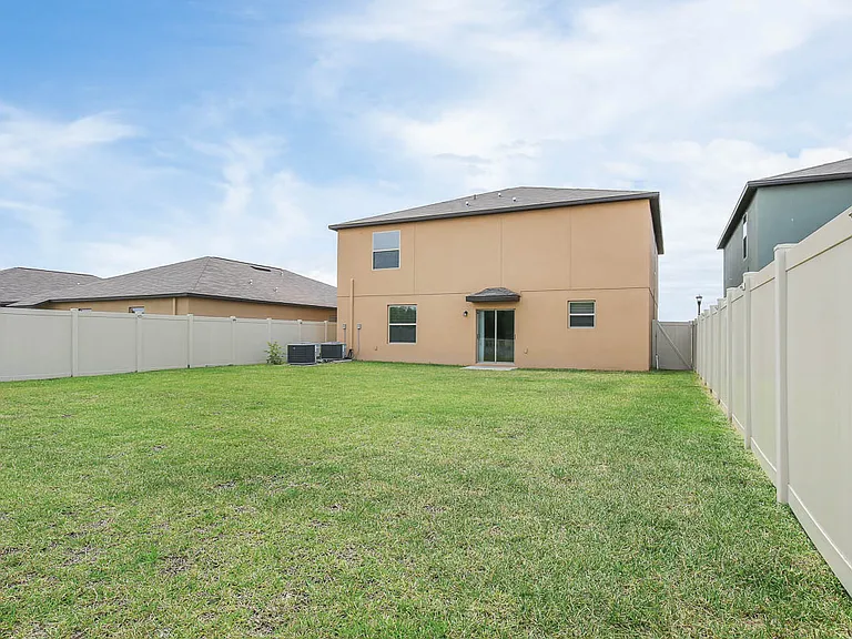 7322 King Creek Dr — Photo 31